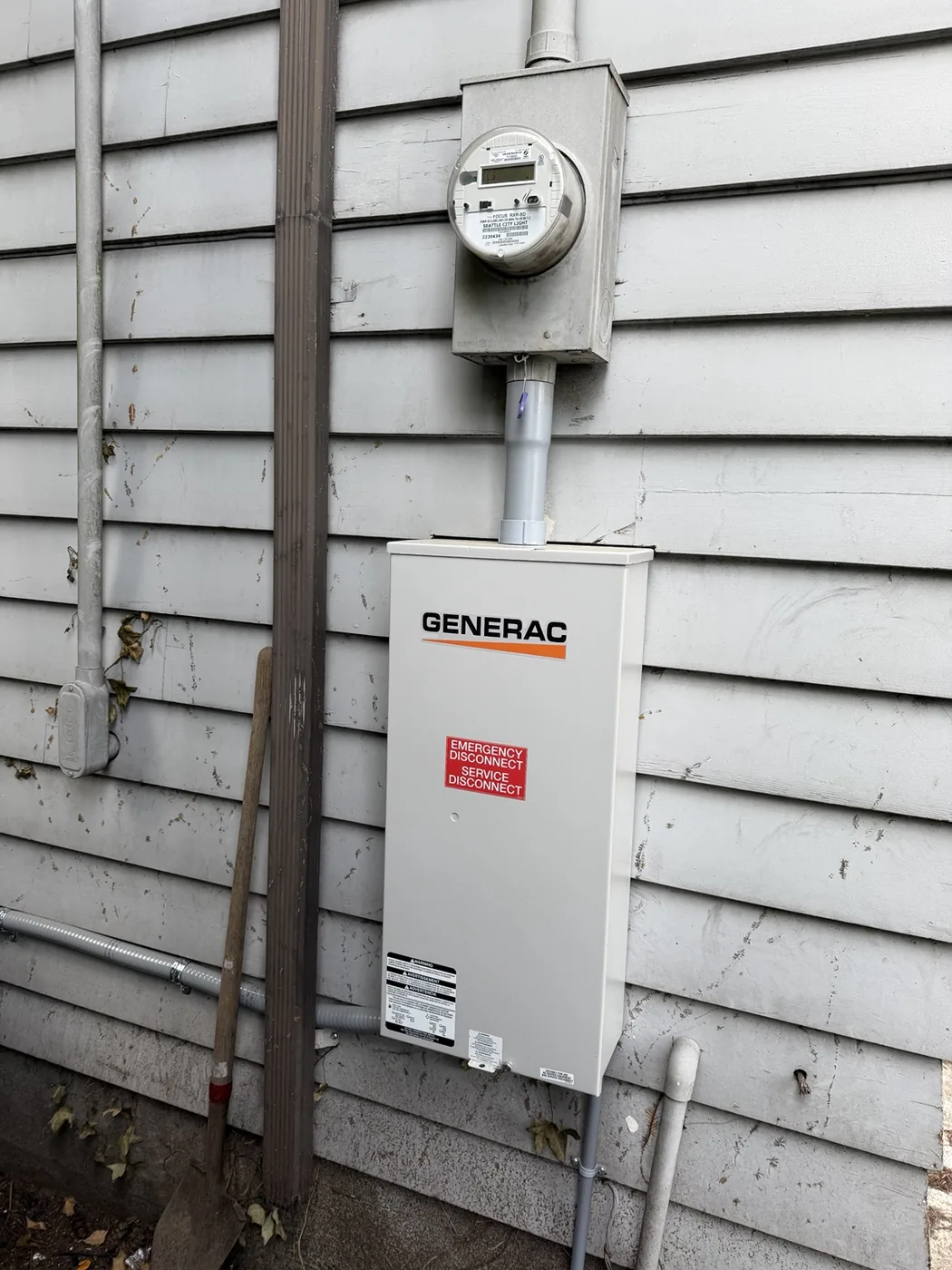 Generator disconnect service equipment